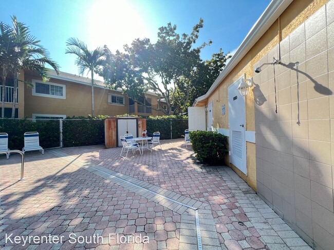 Building Photo - 2 br, 2 bath House - 811 SE 4th Ave Unit C205