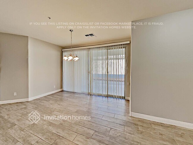 Foto del edificio - 2293 N Riley Rd