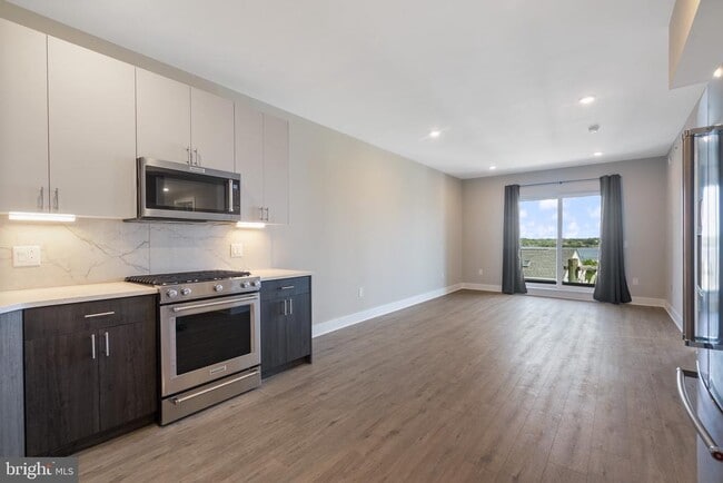 Foto del edificio - 408 N Front St