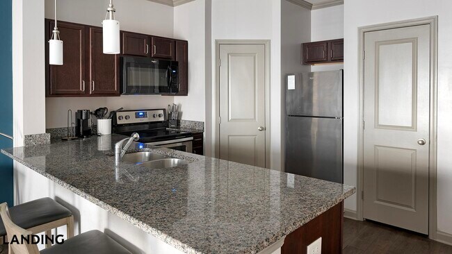 Building Photo - 225 Walden Village Ln