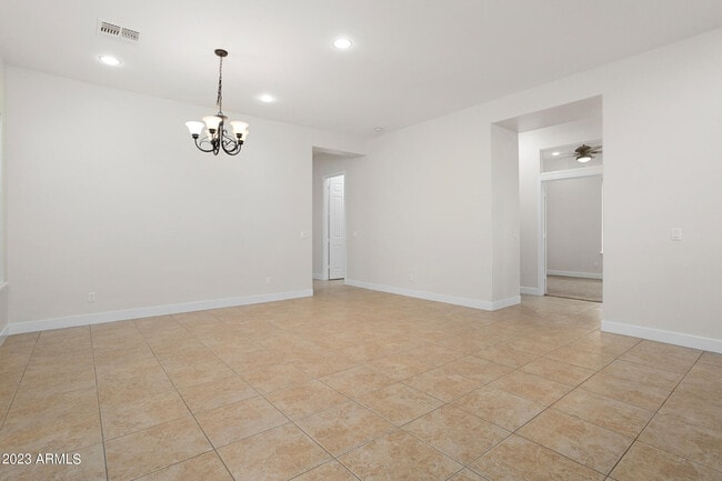 Building Photo - 4398 N Jackson Ct