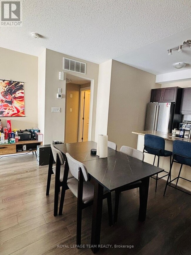 Building Photo - 40 Jaguar Private