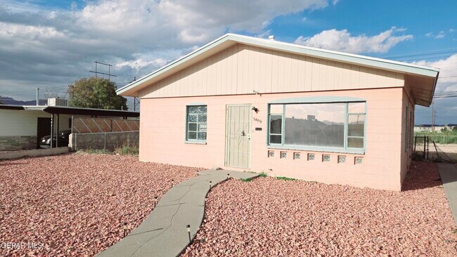 Foto del edificio - 5409 Timberwolf Dr