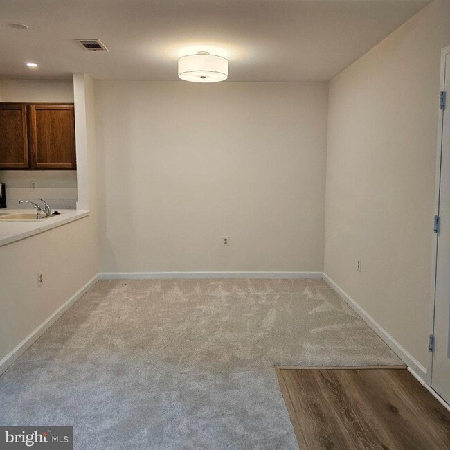 Building Photo - 7705 Lexton Pl