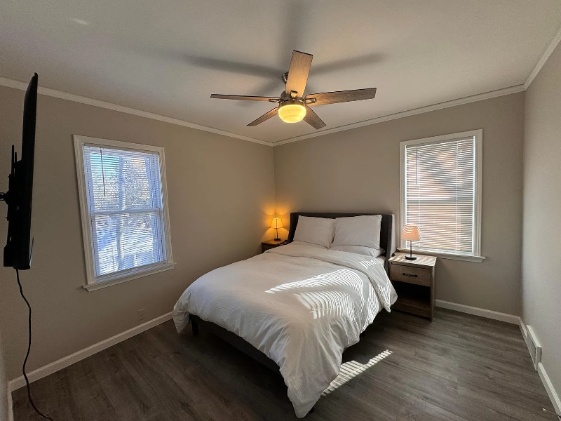 Primary Photo - 1607 Catalpa Dr