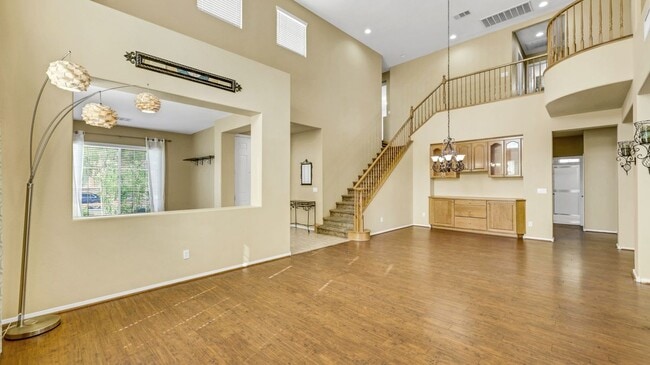 Building Photo - 7373 Sundown Glen Ave