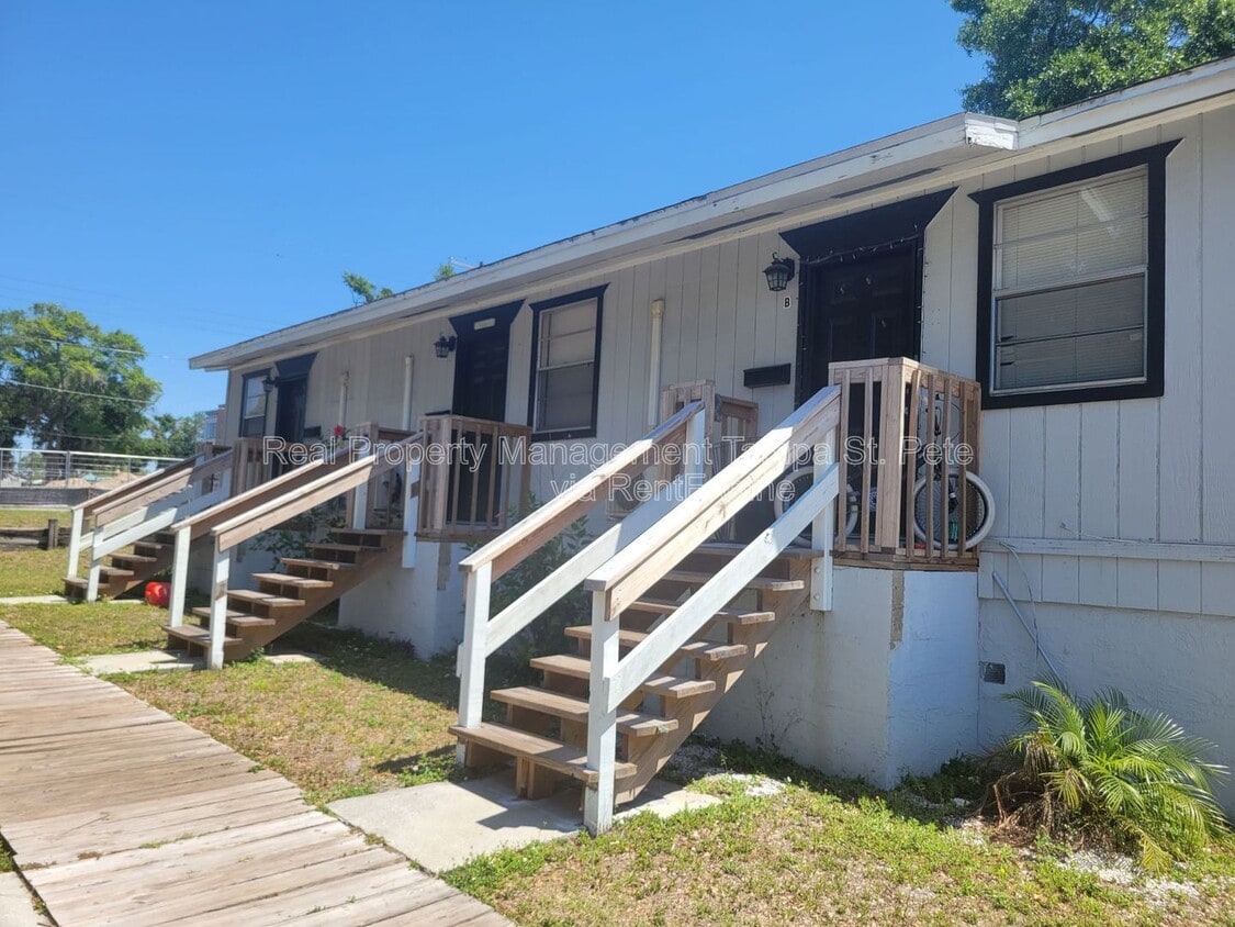 Photo - 402 West Amelia Avenue