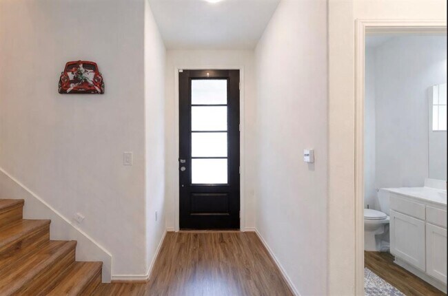 Foto del edificio - 1123 Winifred Dr