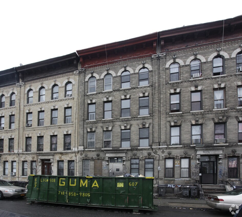 Building Photo - 167 Starr St