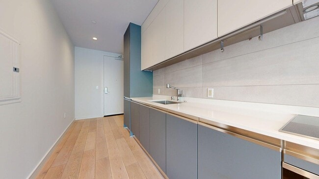 Building Photo - 606 Capp St