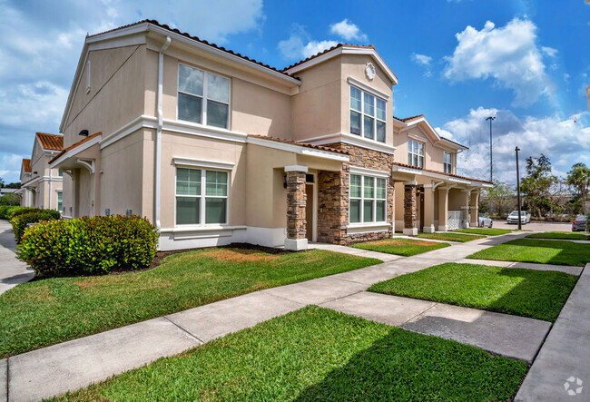 Building Photo - Courtyards at Estero