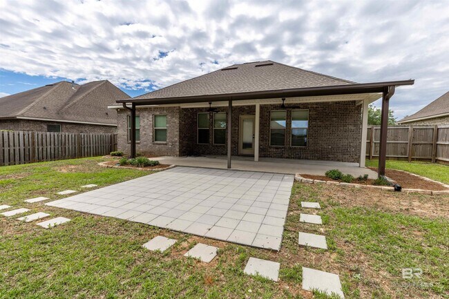 Building Photo - 660 Turquoise Dr