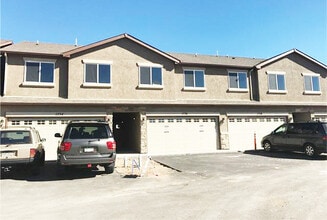 Building Photo - 1528 York Rd