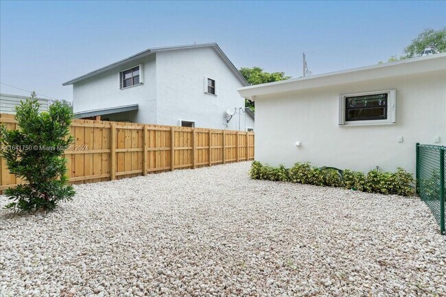 Foto del edificio - 6532 SW 59th Ct