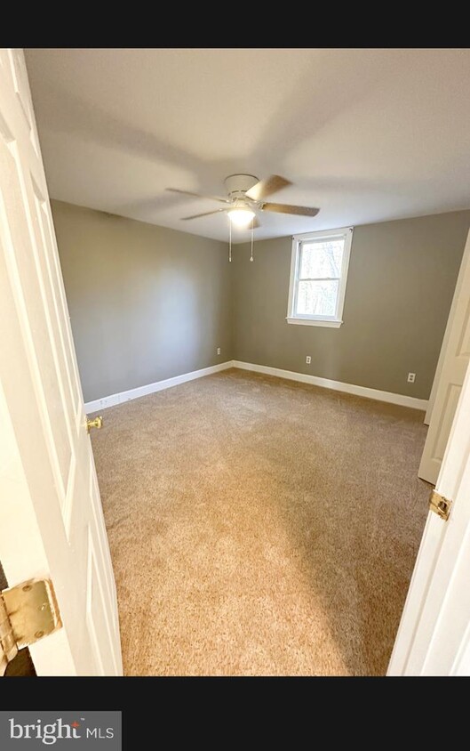 Foto principal - 15248 Point Lookout Rd