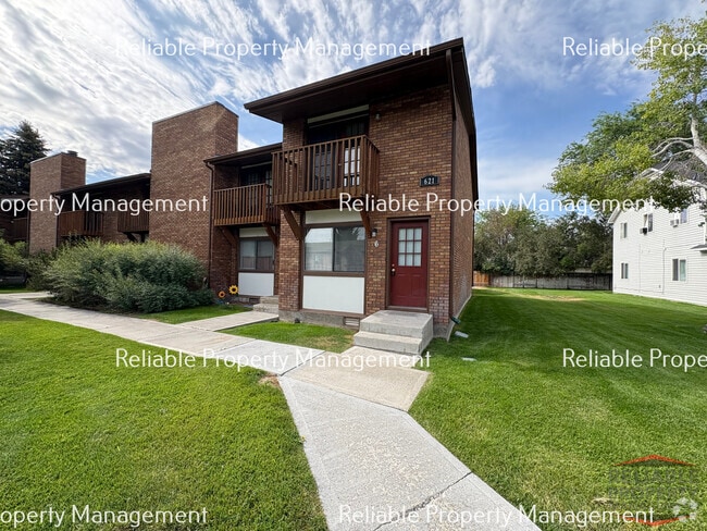 Building Photo - 621 John Adams Ct