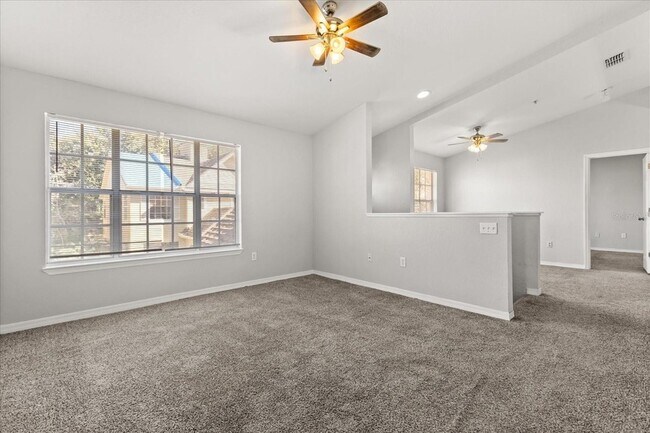 Foto del edificio - 852 Grand Regency Pointe