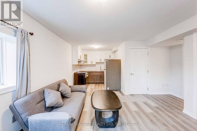 Photo du bâtiment - 90 Hillcrest Rd