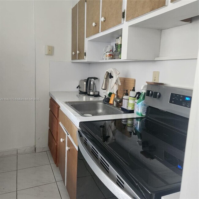 Foto del edificio - 514 Santander Ave