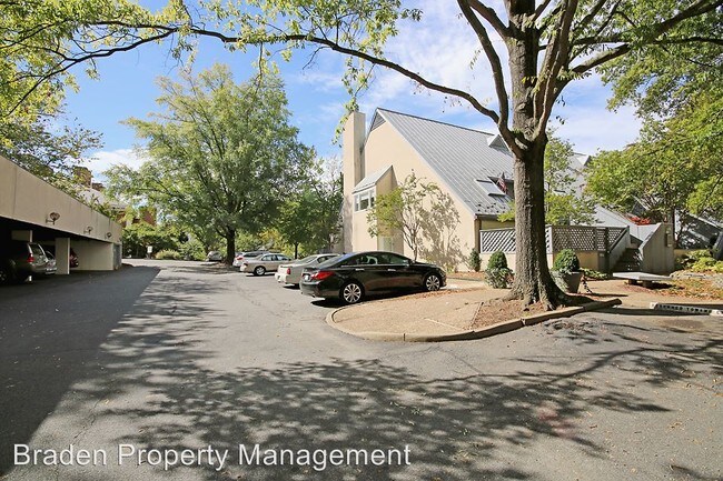 Building Photo - 307 2nd St NW