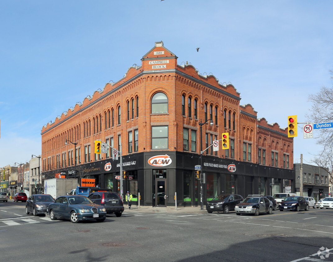 Extérieur du bâtiment - Campbell Lofts