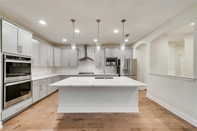 Building Photo - 5200 Amphora Ave
