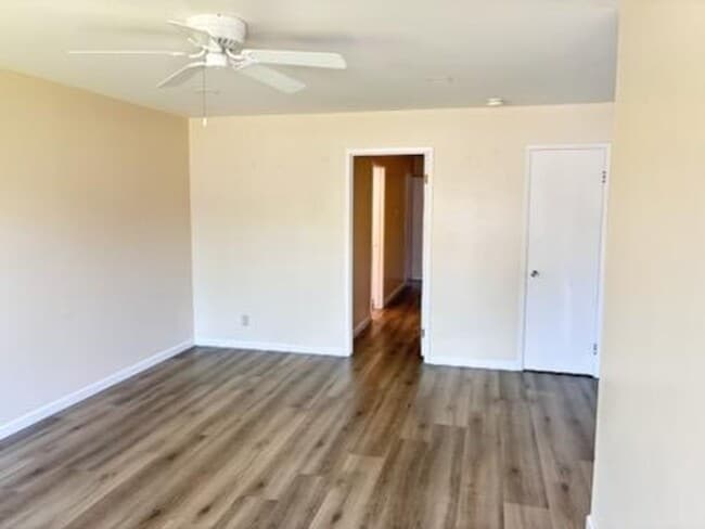 Building Photo - 451 Carneros Ave
