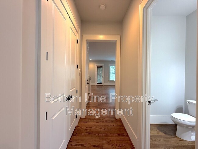 Foto del edificio - 5218 Kelly St