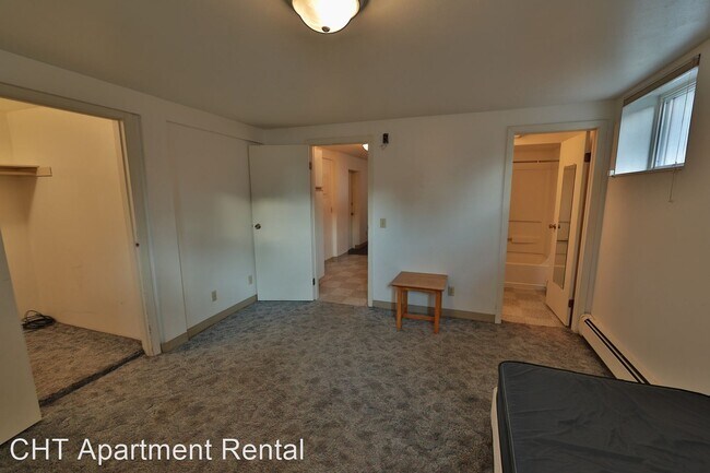 Building Photo - 1 br, 1 bath Apartment - 127 Langdon St.