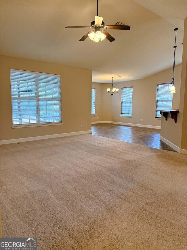 Foto del edificio - 102 Lexington Ln