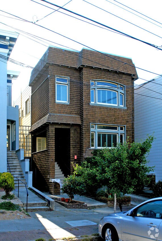 Building Photo - 32-34 7th Ave