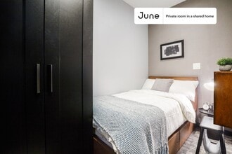 Building Photo - Room in Shared 4 bed/2 bath home