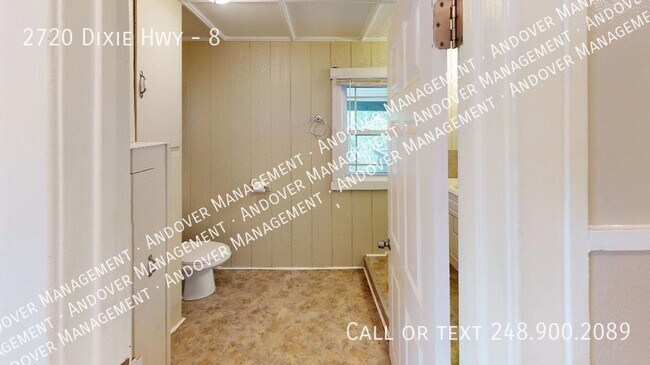 Building Photo - Silver Lake Apartments - Beautiful lake vi...