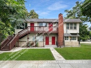 Building Photo - 708 S 6th Ave