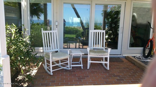 Building Photo - 2233 Seminole Rd