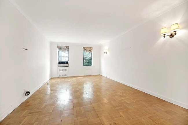 Foto del edificio - 359 Ovington Ave