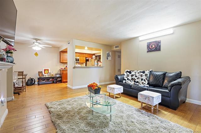 Building Photo - 9409 Fairgrove Ln