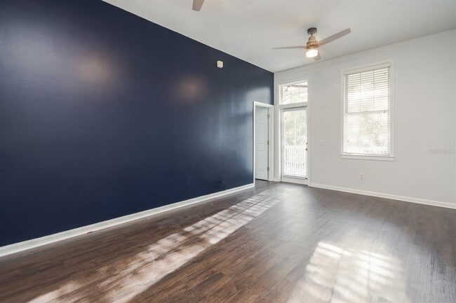 Building Photo - 5213 SW 91st Terrace