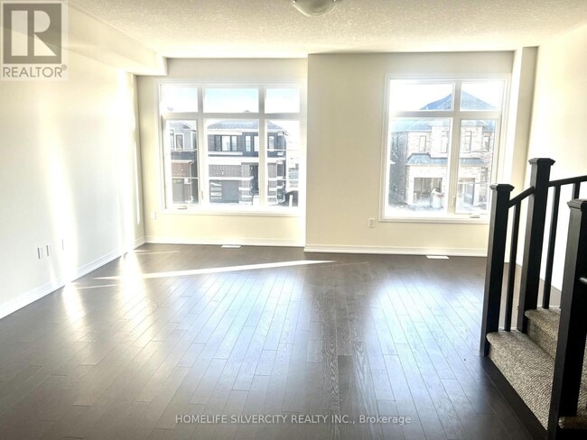 Building Photo - 400 Newman Dr