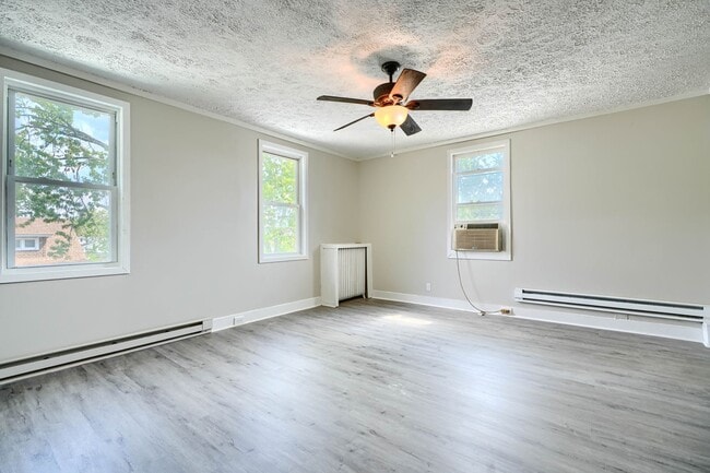 Photo - 5510 Edna Ave Apartment