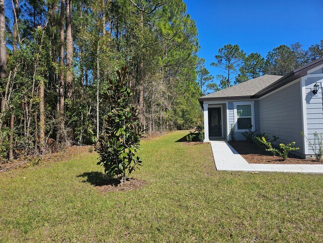 Foto del edificio - Brand New modern 3 Bed, 2 bath with 2 car garage in Palm Coast minutes from the Beach and shopping