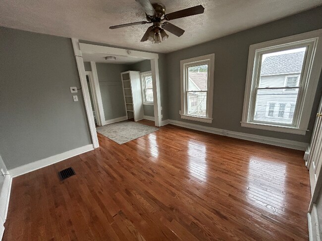Foto del edificio - 1603 Shelby St