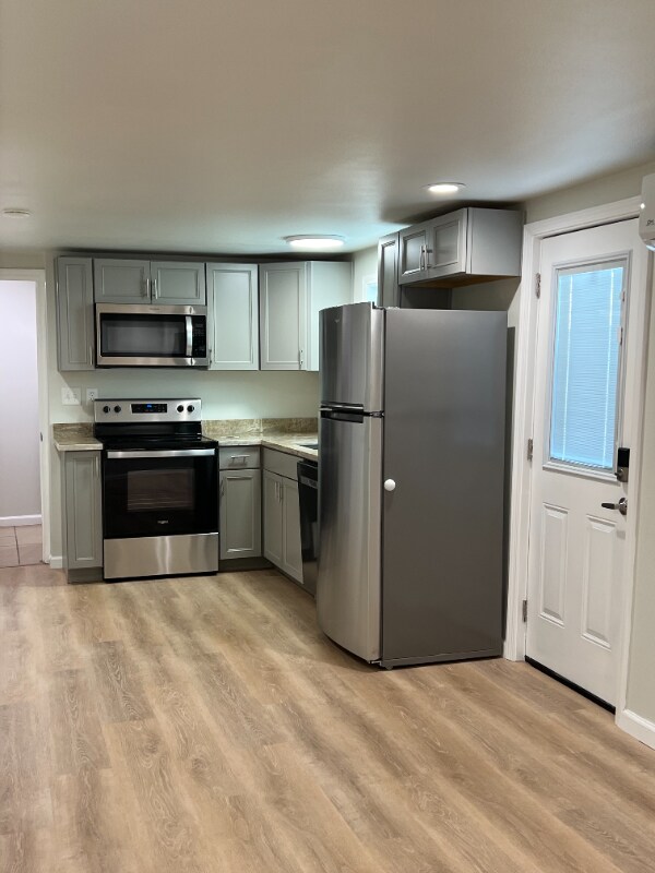 Foto principal - 4121 Elba St