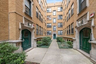 Building Photo - 7211 S Yates Blvd