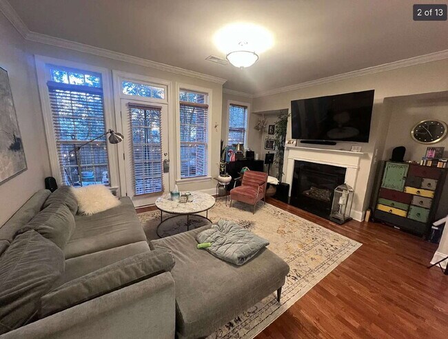 Foto del edificio - 655 Highpark Ln