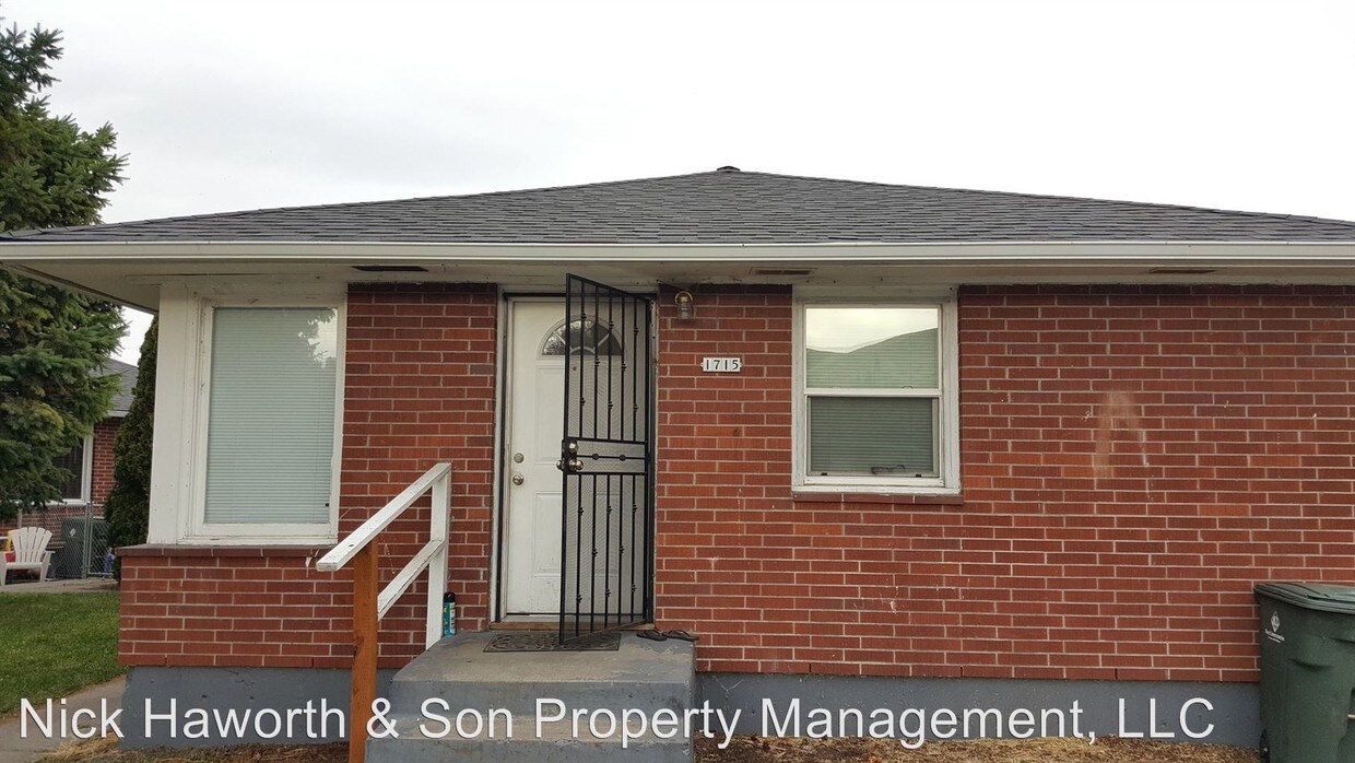 17151715 E 10th St, The Dalles, OR 97058 Apartment for Rent in The