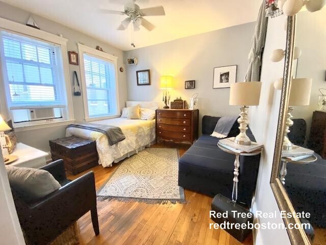 Foto del edificio - 1572 Commonwealth Ave