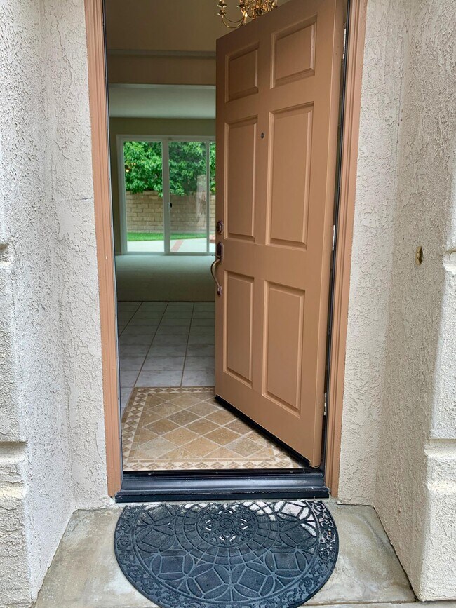 Building Photo - 2760 Irongate Pl