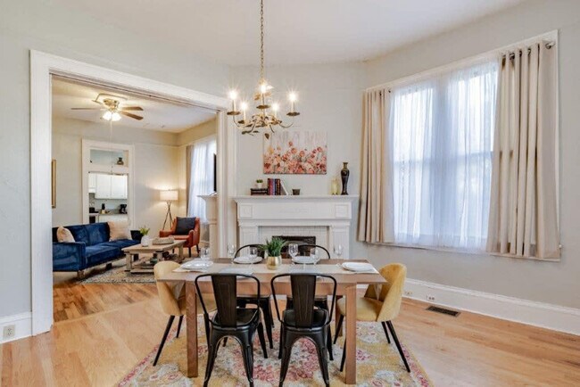 Building Photo - 57 N Ann St