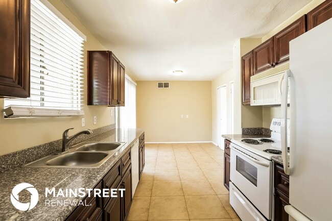 Foto del edificio - 3133 W Marshall Ave